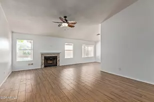 18853 N 40th Pl, Phoenix, AZ 85050 - Photo 7