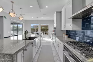 3031 E Los Gatos Dr, Phoenix, AZ 85050 - Photo 15