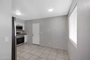 102 E Jasmine St, Mesa, AZ 85201 - Photo 9