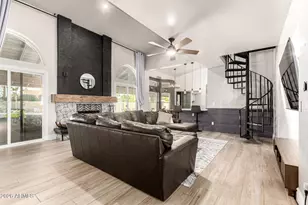 18008 N 75th Ave, Glendale, AZ 85308 - Photo 7