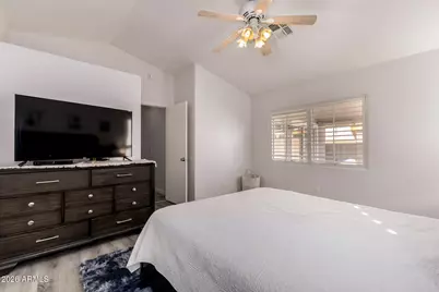 22001 N 35th Drive, Glendale, AZ 85310 - Photo 13