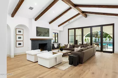 4605 E Rockridge Road, Phoenix, AZ 85018 - Photo 13