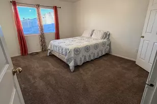 9013 W Oneida Dr, Arizona City, AZ 85123 - Photo 7