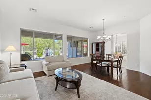 2810 W Plum Hollow Dr, Anthem, AZ 85086 - Photo 9