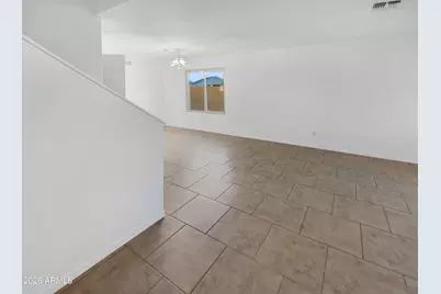 15881 N 165th Lane, Surprise, AZ 85388 - Photo 7