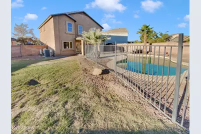 15881 N 165th Lane, Surprise, AZ 85388 - Photo 5
