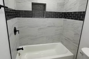 11408 N 43rd Dr, Glendale, AZ 85304 - Photo 7