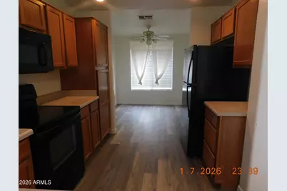 7031 W Louise Drive, Glendale, AZ 85310 - Photo 9