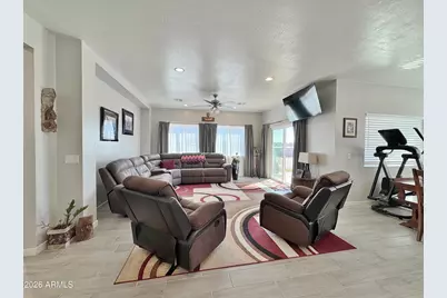 8480 W Mission Hills Drive, Arizona City, AZ 85123 - Photo 11