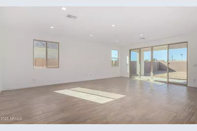 8046 N 54th Lane, Glendale, AZ 85302 - Photo 7