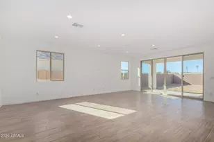 8046 N 54th Ln, Glendale, AZ 85302 - Photo 7