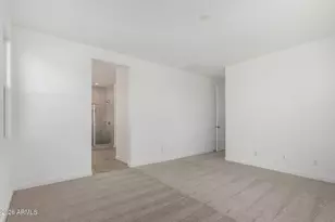 8046 N 54th Ln, Glendale, AZ 85302 - Photo 13