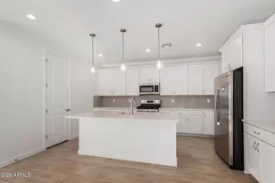 8046 N 54th Ln, Glendale, AZ 85302 - Photo 5