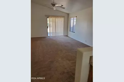 9962 N 94th Lane, Peoria, AZ 85345 - Photo 5