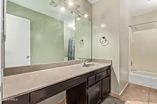 501 E Topeka Dr, Phoenix, AZ 85024 - Photo 19