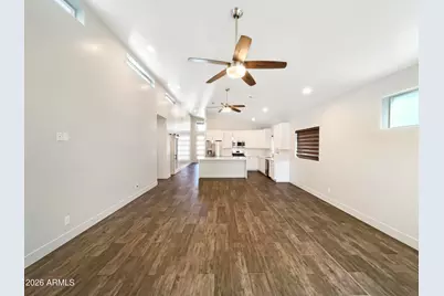 1005 E Weldon Avenue, Phoenix, AZ 85014 - Photo 3