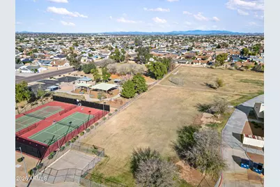 8622 W Echo Lane, Peoria, AZ 85345 - Photo 33