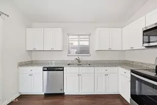 11340 W Hutton Dr, Surprise, AZ 85378 - Photo 11