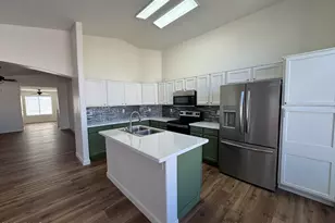 14956 W Maui Ln, Surprise, AZ 85379 - Photo 7