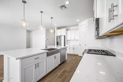 2563 E Grenache Road, San Tan Valley, AZ 85143 - Photo 7