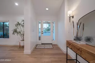 4601 E Cholla St, Phoenix, AZ 85028 - Photo 11