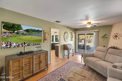 2638 E Desert Cove Avenue, Phoenix, AZ 85028 - Photo 13