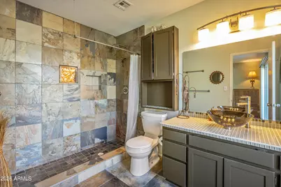 2638 E Desert Cove Avenue, Phoenix, AZ 85028 - Photo 17