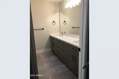 8330 E San Benito Drive, Scottsdale, AZ 85258 - Photo 15