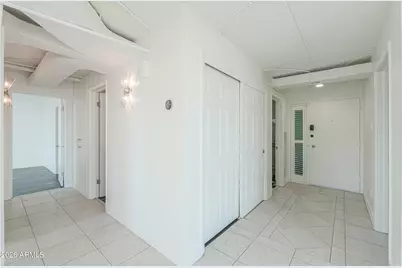 6502 N Central Avenue #B203, Phoenix, AZ 85012 - Photo 9