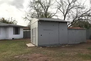 8238 W Monroe St, Peoria, AZ 85345 - Photo 27