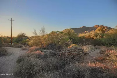 6839 E Carefree Highway #-, Cave Creek, AZ 85331 - Photo 11