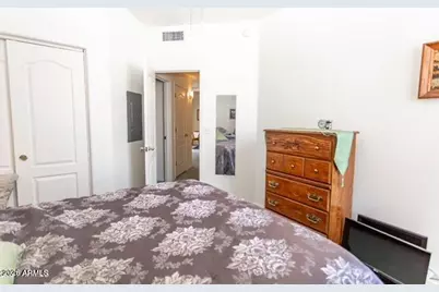 9151 W Greenway Road #239, Peoria, AZ 85381 - Photo 17
