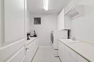 11075 E Acacia Dr, Scottsdale, AZ 85255 - Photo 33