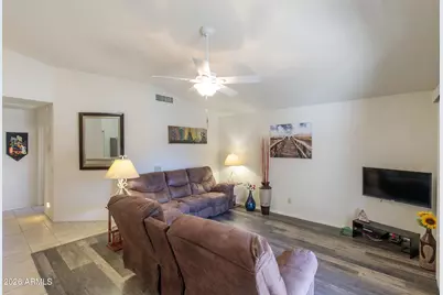 6541 S Cypress Point Drive, Chandler, AZ 85249 - Photo 5