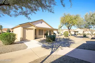 6541 S Cypress Point Dr, Chandler, AZ 85249 - Photo 9