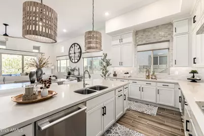 21422 W Meadowbrook Avenue, Buckeye, AZ 85396 - Photo 13