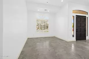 22423 N 54th Pl, Phoenix, AZ 85054 - Photo 11