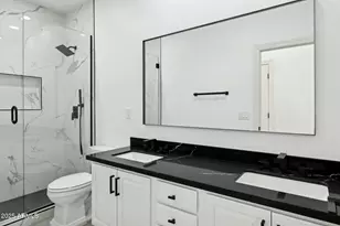 22423 N 54th Pl, Phoenix, AZ 85054 - Photo 81