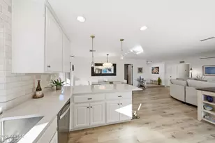 2647 E Cholla St, Phoenix, AZ 85028 - Photo 15