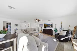 2647 E Cholla St, Phoenix, AZ 85028 - Photo 9