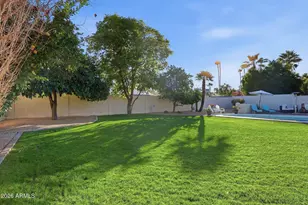 2647 E Cholla St, Phoenix, AZ 85028 - Photo 39