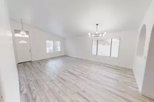 4445 E Meadow Dr, Phoenix, AZ 85032 - Photo 3