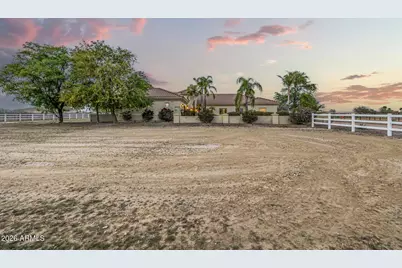 25614 W Melanie Drive, Wittmann, AZ 85361 - Photo 3