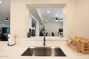 3340 E North Ln, Phoenix, AZ 85028 - Photo 13