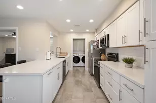 3340 E North Ln, Phoenix, AZ 85028 - Photo 13