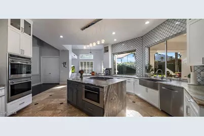 9030 N 48th Place, Paradise Valley, AZ 85253 - Photo 9