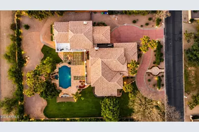 9030 N 48th Place, Paradise Valley, AZ 85253 - Photo 5