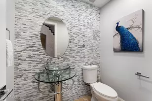 9030 N 48th Pl, Paradise Valley, AZ 85253 - Photo 17