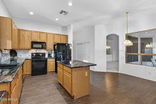 9513 E Knoll Cir, Mesa, AZ 85207 - Photo 15