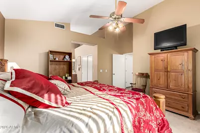 11321 W Piccadilly Road, Avondale, AZ 85392 - Photo 15